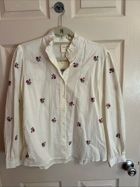 Easy Clothes Cream Floral Embroidered Ruffle Collar Blouse
